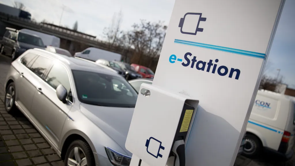 Elektromobily