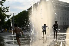 Meteorologové varují před vedry