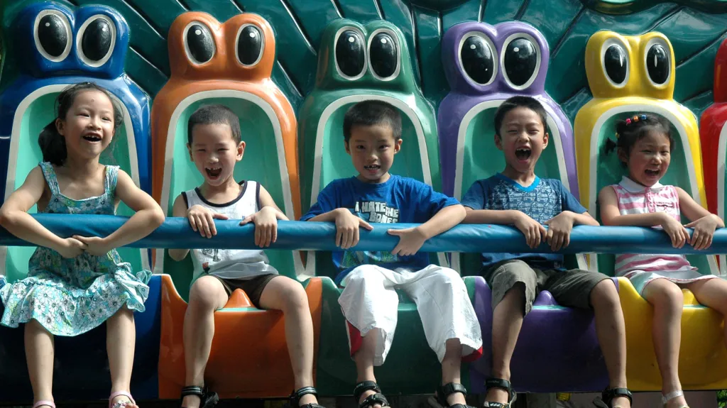 Čínské děti v zábavním parku