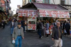 Míra meziroční inflace v Turecku se v říjnu znovu zvýšila, přesáhla 85 procent