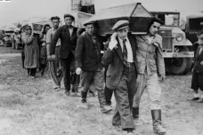 Vraždění Židů s válkou neskončilo. Za pogromem v Kielcích stáli komunisti, říká polonista