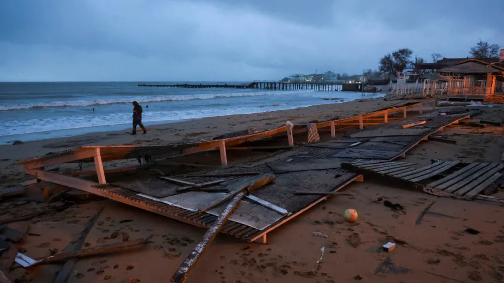 Bouře zasáhla pobřeží Krymského poloostrova