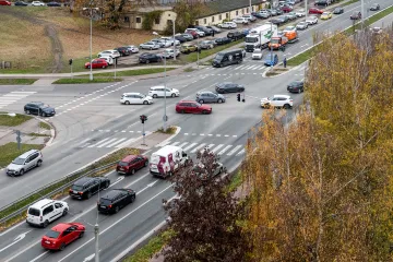 Začíná rekonstrukce křižovatky Mileta. Bolavému místu Hradce Králové má ulevit od kolon