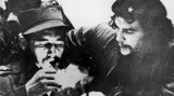 Che Guevara s Fidelem v době kubánské revoluce