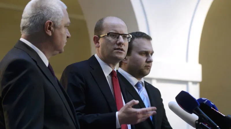 Jaroslav Faltýnek (ANO), Bohuslav Sobotka (ČSSD) a Marian Jurečka (KDU-ČSL)