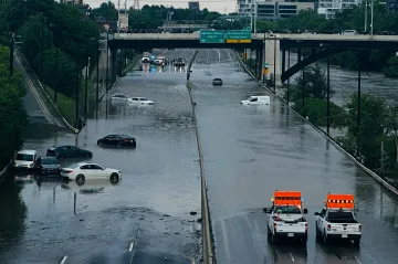 Toronto zasáhly bleskové záplavy