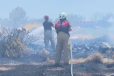 Požáry v Řecku jsou pod kontrolou, v Turecku zápas s plameny pokračuje