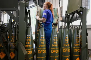 Rostoucí výroba českých zbrojovek ovlivňuje trh práce