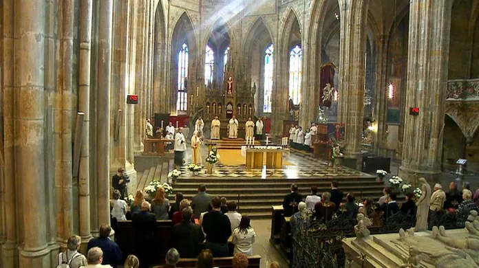 Slavnostní mše v katedrále sv. Víta