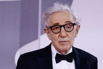 Woody Allen promluvil na festivalu v Moskvě. „Hanba a urážka,“ zní z Ukrajiny