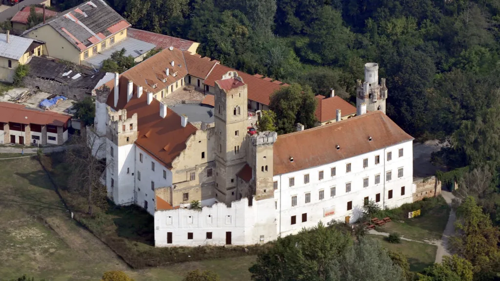 Břeclav, zámek