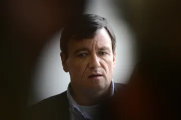 Nejvyšší soud potvrdil verdikt v Rathově kauze, politik se chce odvolat do Štrasburku