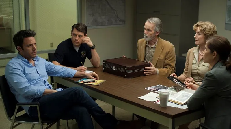 Zmizelá / Ben Affleck, Patrick Fugit, David Clennon, Lisa Banesová, Kim Dickensová