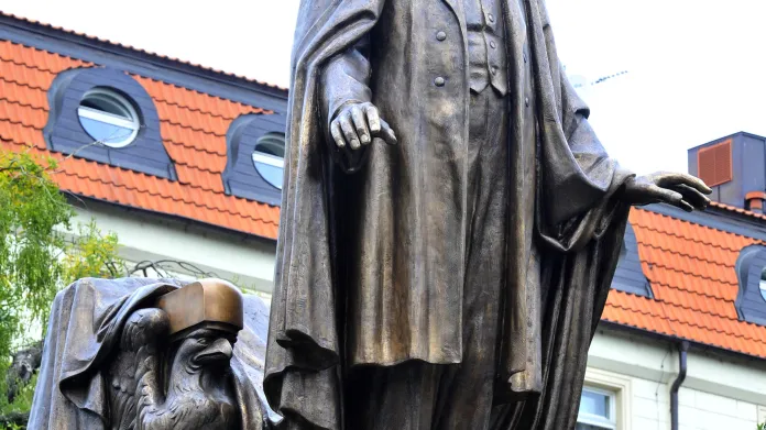 Pomník amerického prezidenta Woodrowa Wilsona ve Vrchlického sadech v Praze