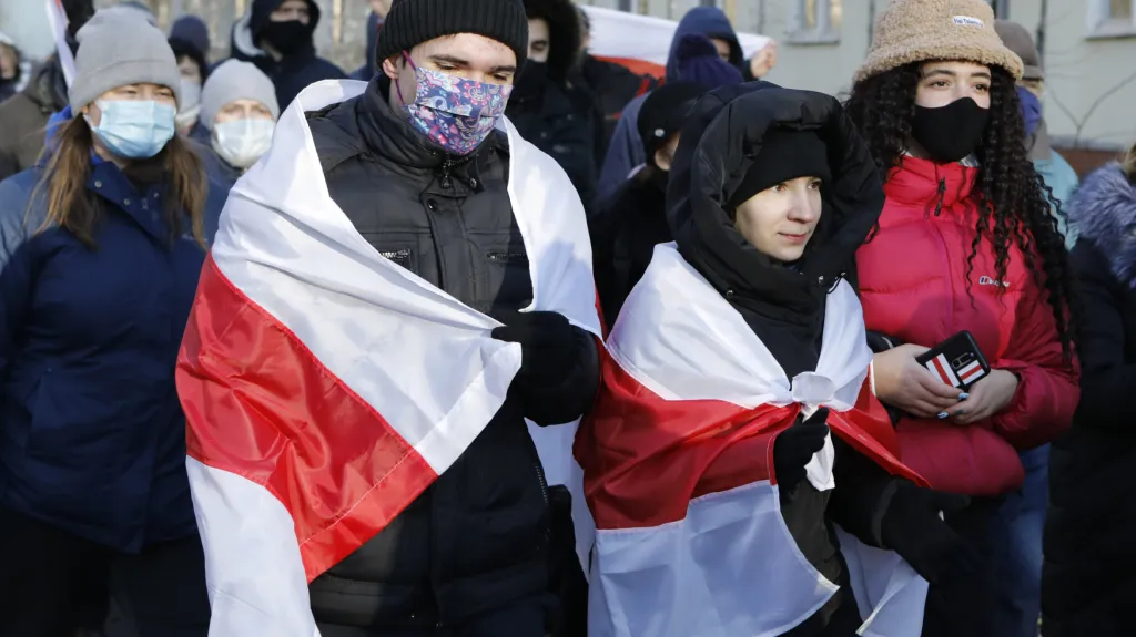 V Minsku lidé protestují i během pandemie