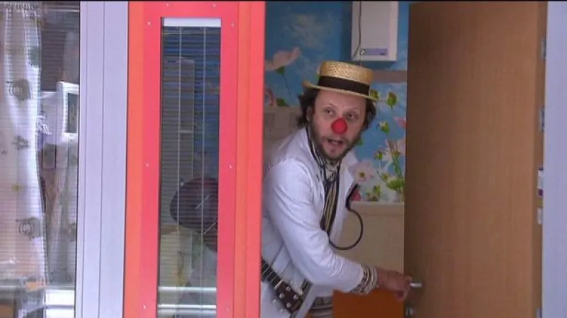 Klauni pomáhají i na nemocničních sálech