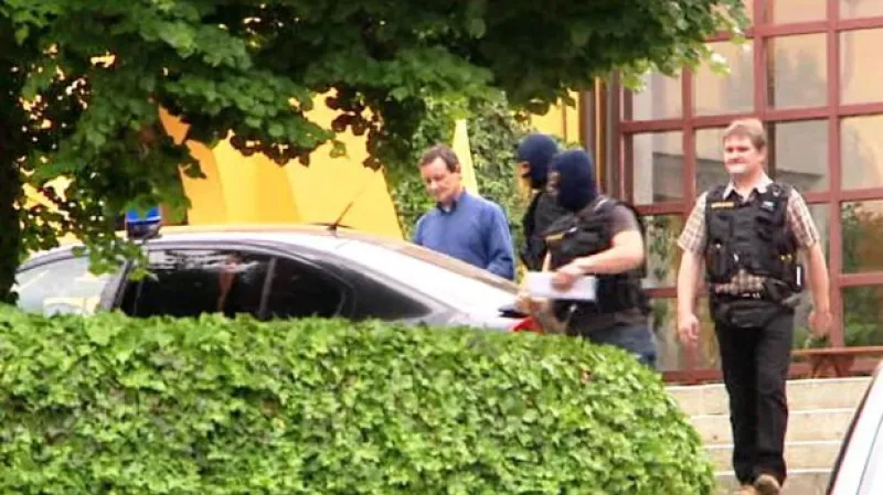 PS rozhodne o vydání Ratha