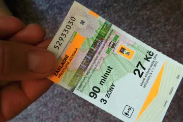 Dopravnímu podniku stále chybí jízdenky za miliony