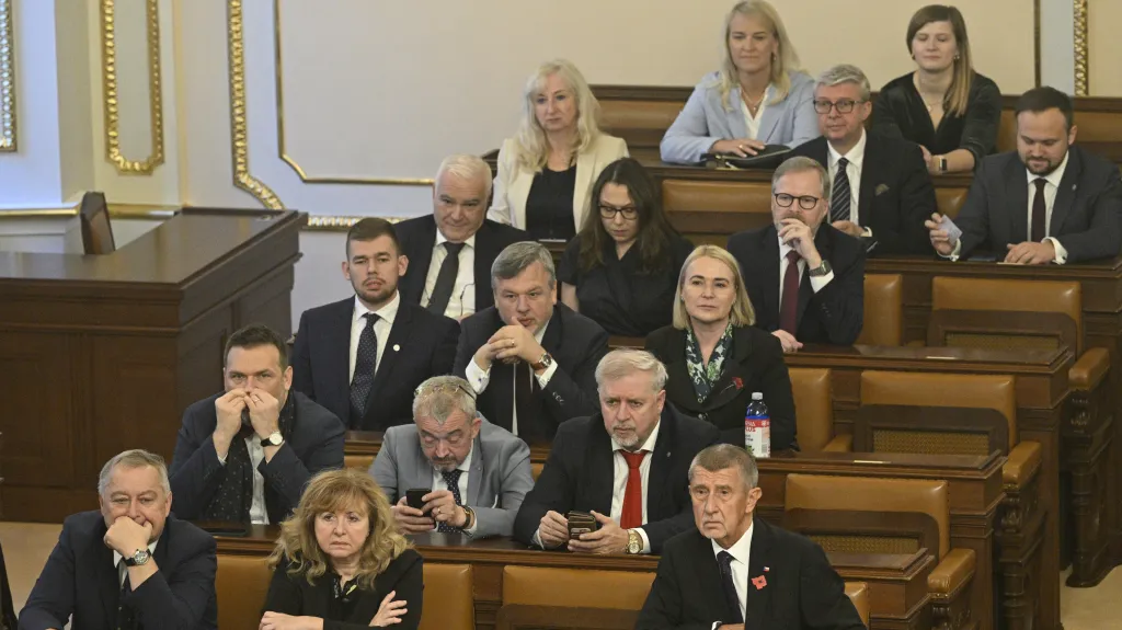 Ustavující schůze sněmovny