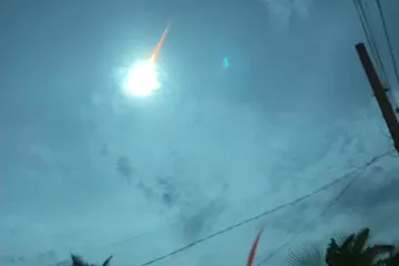Astronomové předpověděli, že nad Filipínami shoří asteroid. Vyšlo to