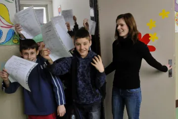 Vedení třídy přidá učitelům průměrně 39 korun za hodinu. Navýšení se stále odkládá