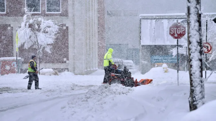 Severovýchod USA zasáhlo mohutné sněžení