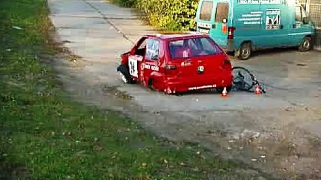 Při závodě v Ostravě byli zraněni tři diváci