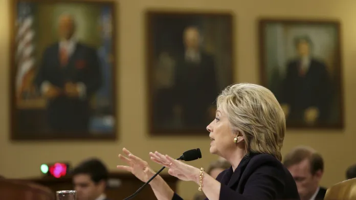 Hillary Clintonová před vyšetřovací komisí Kongresu