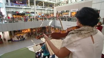 Janáčkova filharmonie Ostrava v nákupním centru
