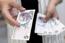 Turecká centrální banka skokově zvýšila základní úrokovou sazbu na 25 procent