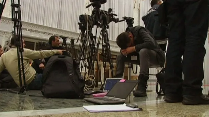 Novináři čekají na výsledek minského summitu