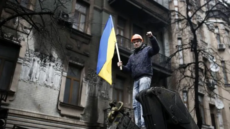 Janukovyč nezvěstný, prezidentské pravomoci převzal předseda sněmovny