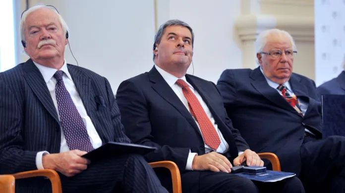 Giuliano Pellegrini (uprostřed)