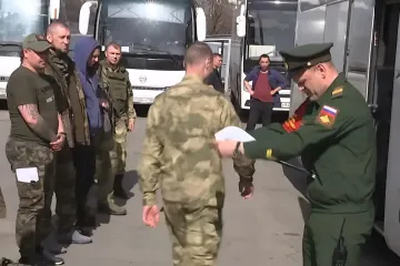 Mladí Rusové se obávají mobilizace. Do zahraničí odešly statisíce mužů