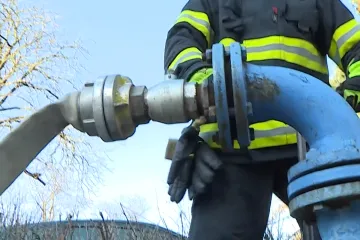 Hasiči z Olomoucka hasí požáry vodou z čistírny. Chtějí tak šetřit pitnou vodu