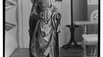 Mistr Oplakávání ze Zvíkova (?), Světice z Homol, 1510–1515 (vyfoceno Josefem Sudkem asi v r. 1935)