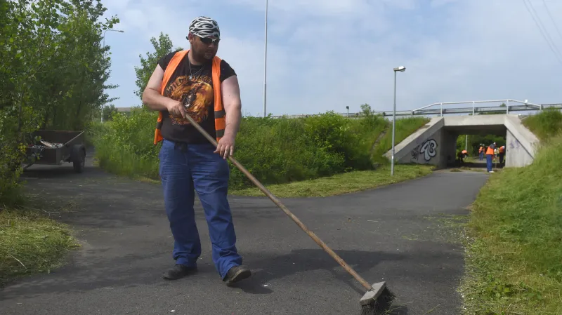 Nezaměstnaní do práce