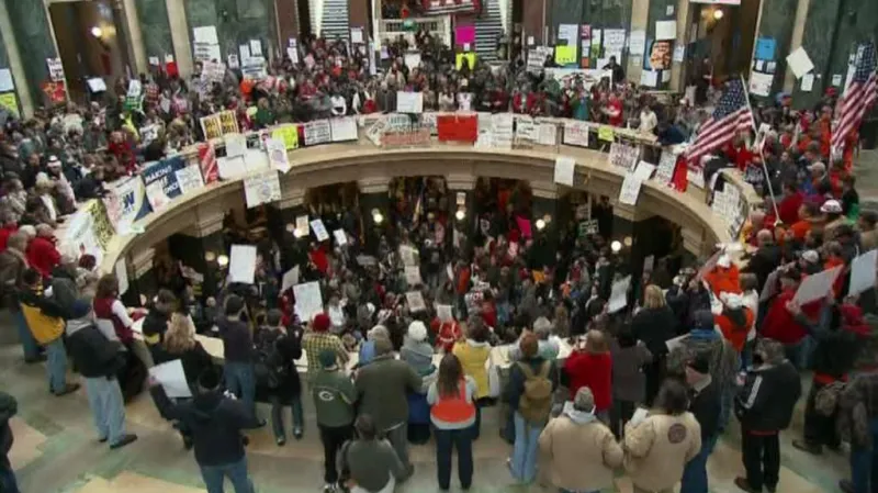 Protest ve wisconsinském parlamentu