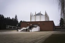 Wiesnerův prostor pro moderní ceremoniál. Funkcionalistické krematorium v Brně slouží už 90 let 