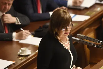Sněmovna hlasy ANO, ČSSD a KSČM schválila základní parametry státního rozpočtu 