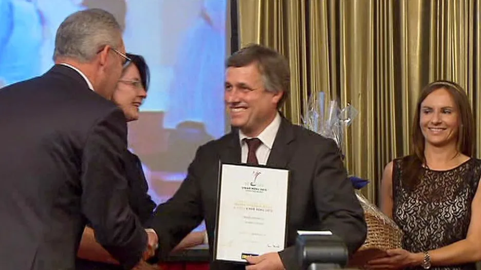 Vajčner přebírá cenu Vinař roku 2012