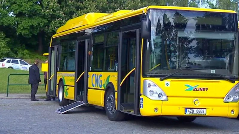 Autobus na zemní plyn