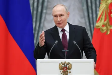 Za kritiku Kremlu do léčebny. Rusko tvrdě potírá odpůrce i z vlastních řad