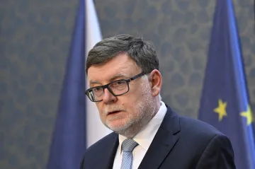 Schodek rozpočtu vzrostl na 269,1 miliardy. Plánovaný deficit se podaří dodržet, předpokládá ministr