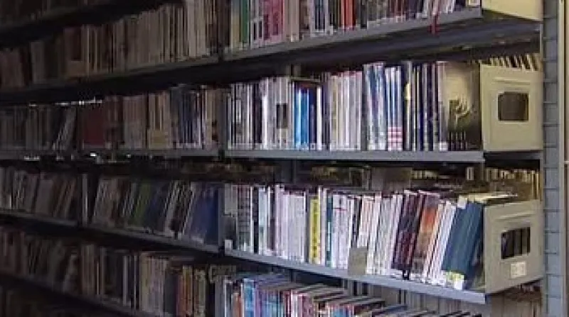 Severočeská vědecká knihovna v Ústí nad Labem už nemá kde skladovat nové knihy a především každodenní výtisky novin a časopisů.