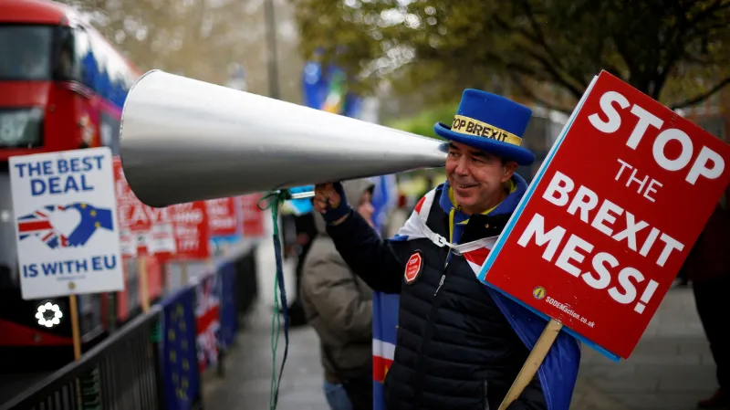 Britové mají brexitové nejistoty plné zuby