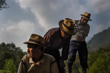 Genocida, mladá revoluce a paměť z Koránu. Nominace World Press Photo 2020 v kategorii Dlouhodobý projekt