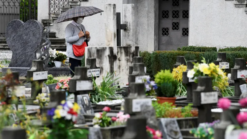 Jeden ze hřbitovů u Bergama