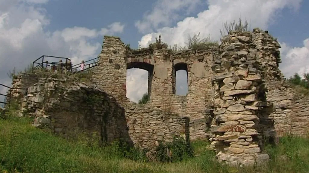 Zřícenina hradu Košumberk