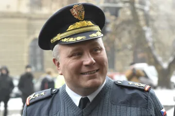 Exšéf vojenské kanceláře prezidenta prohrál spor o ušlý plat. Soudil se kvůli nezákonnému odebrání prověrky